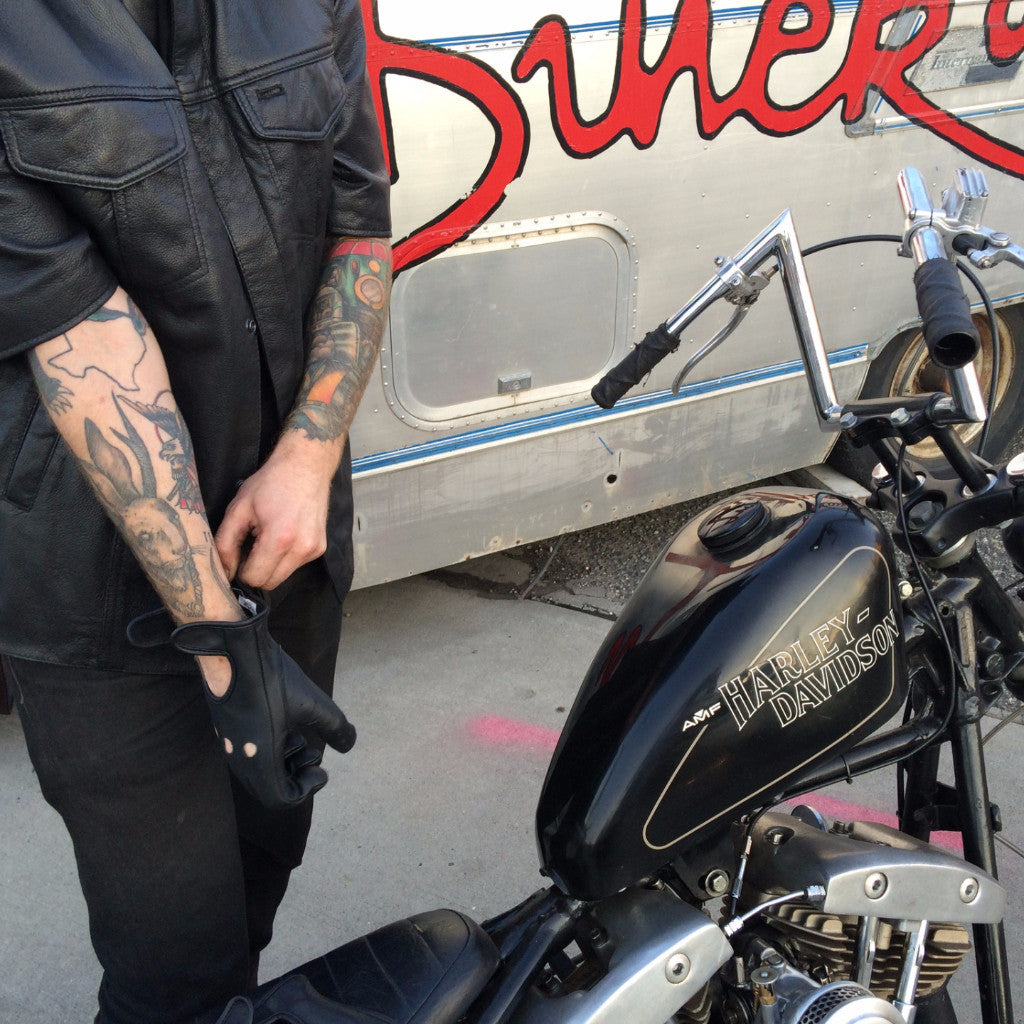 Classic Men's Driving Style Motorcycle Glove Gloves First Manufacturing Company   